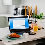 Modern House, Sleeps 5, Canal & Parking 斯基普顿