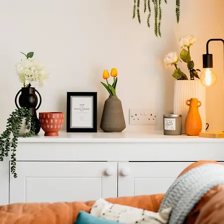 Ferienhaus Sawley Above Rubies Canal, Cafes, Bars!