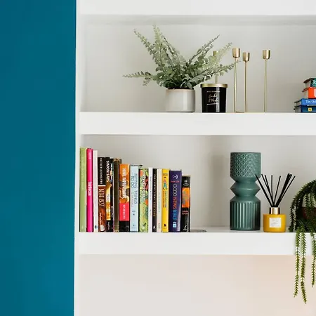 Sawley Above Rubies Canal, Cafes, Bars! Holiday home Skipton