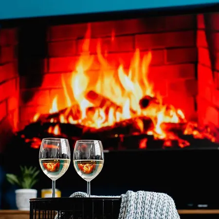 Sawley Above Rubies Canal, Cafes, Bars! Skipton