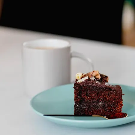 Holiday home Sawley Above Rubies Canal, Cafes, Bars! *