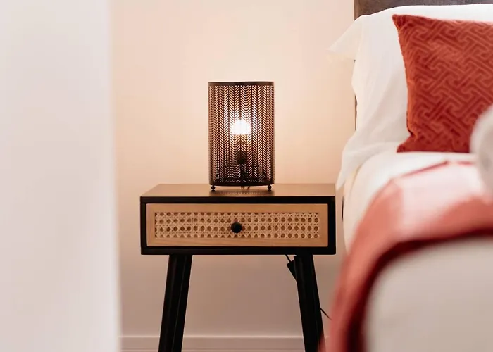 Vakantiehuis Modern House, Sleeps 5, Canal & Parking Skipton